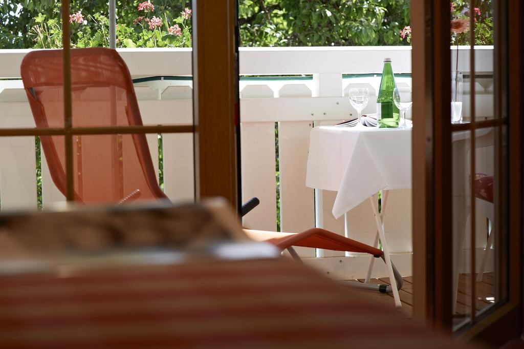 Landhotel Haringerhof Mit Saunawelt Und Naturbadeteich Grafenhausen Pokój zdjęcie